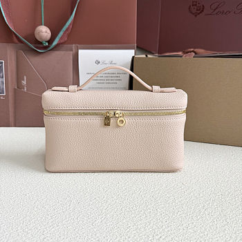 Fortok Loro Piana Extra Pocket L19 Grained Calfskin Feather Pink 11 x 19 x 6.5cm 