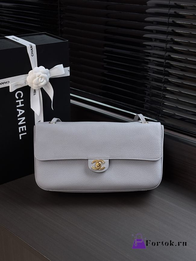 Fortok Chanel Maxi Flap Bag Grey 19.5x32x10cm - 1