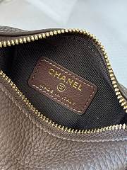 Fortok Chanel Micro Top Handle Round Hobo Pouch Grained Calfskin Brown 11*11*4cm - 5