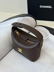 Fortok Chanel Micro Top Handle Round Hobo Pouch Grained Calfskin Brown 11*11*4cm - 2