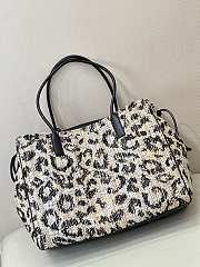 Fortok Chanel Urban Essentials Shopping Bag Striking Leopard-patterned Tweed 33×43×17.5cm - 2