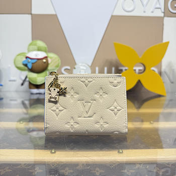 Fortok Louis Vuitton Lisa Wallet Poplar 9*1.5*11.5cm