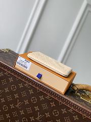 Fortok Louis Vuitton Key Pouch S Poplar 15 x 9 x 1cm  - 3