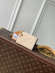 Fortok Louis Vuitton Lisa Wallet Poplar 9 x 11.5 x 1.5cm - 1