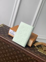 Fortok Louis Vuitton Passport Cover Green 10 x 14 x 2.5cm - 4