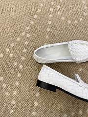 Fortok Bottega Veneta Silenzio Intrecciato Leather Loafers White  - 4