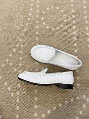 Fortok Bottega Veneta Silenzio Intrecciato Leather Loafers White  - 2