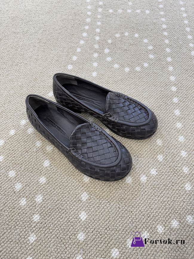 Fortok Bottega Veneta Silenzio Intrecciato Leather Loafers Fondant - 1