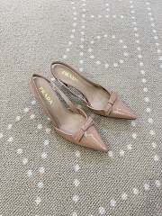 Fortok Prada Slingback Pumps Pointed Toe Bow Patent Leather Beige 8.5cm - 3