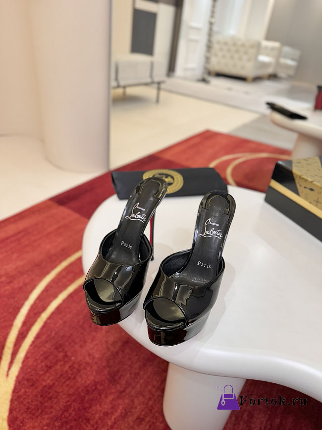 Fortok Christian Louboutin 
