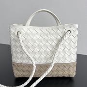 Fortok Bottega Veneta Small Andiamo Bag Two-tone White/Beige 25x20x10cm - 5