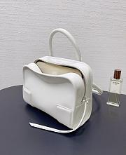 Fortok Loewe Small Amazona 180 Bag Leather White 24✕18.5*10cm - 2