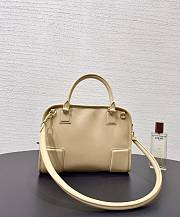 Fortok Loewe Small Amazona 180 Bag Leather Light Beige 24✕18.5*10cm - 4