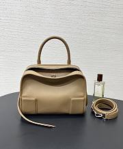 Fortok Loewe Small Amazona 180 Bag Leather Taupe 24✕18.5*10cm - 5